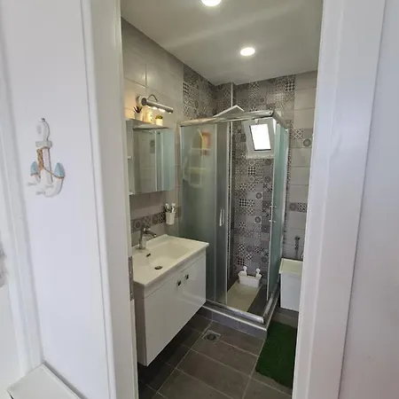Apartment Private 24sqm Studio In Lambi,