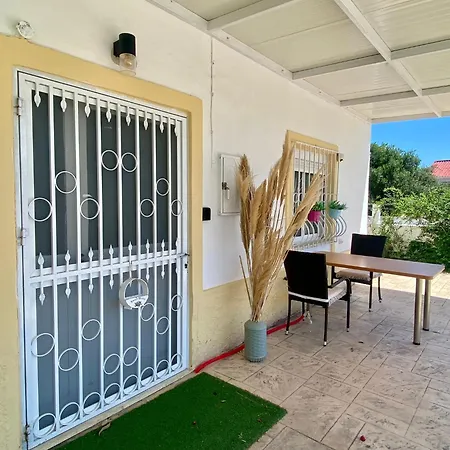 Apartment Private 24sqm Studio In Lambi, Kos Town